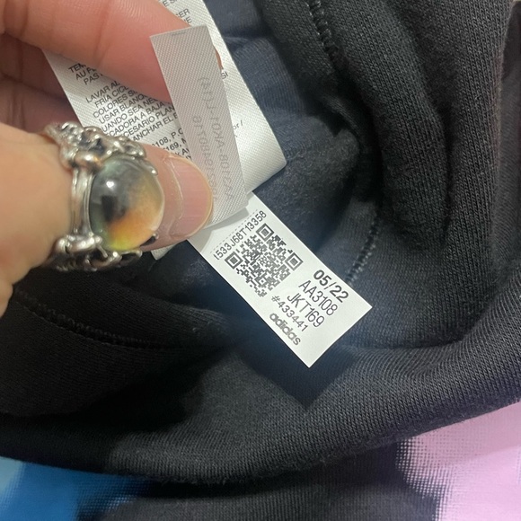 NWT Girl’s Size 14 Adidas Aura Flower Print Pullover Hoodie In Black/Multicolors - Picture 12 of 12